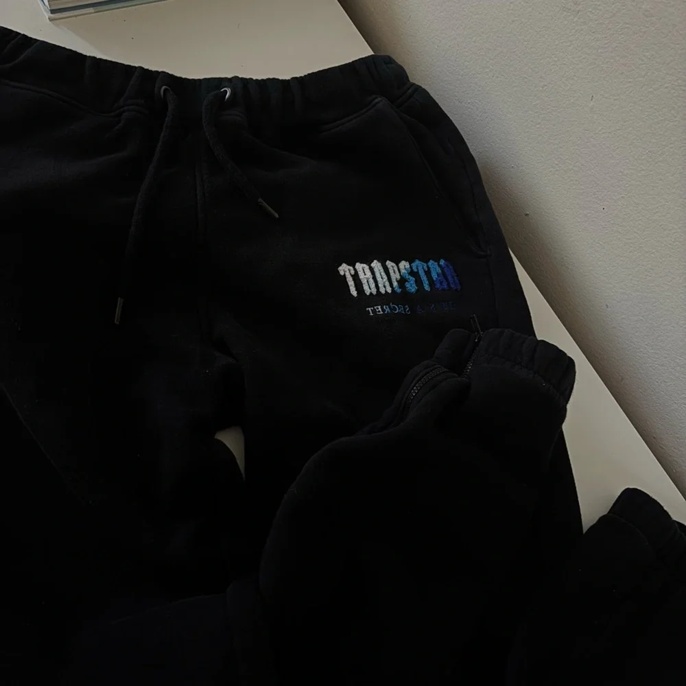 Trapstar set - Picture 4 of 4